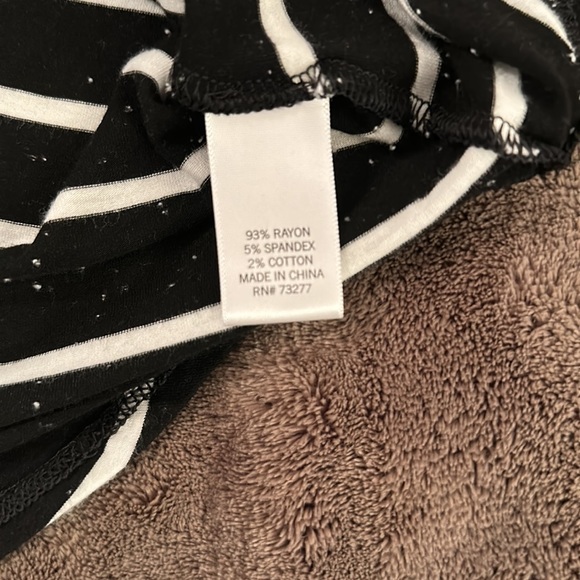 Cute Striped Top 😍 - Picture 13 of 13